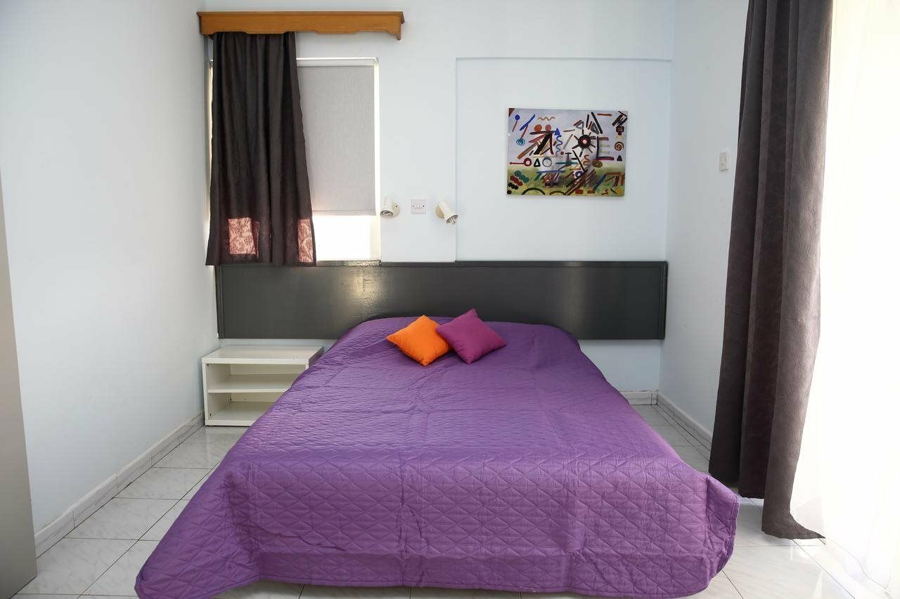 Alora Apartments Larnaca Exterior photo
